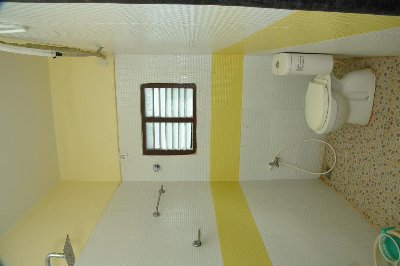 Thiruchendur Stayz Vairavel Residency Tiruchchendūr Exterior foto