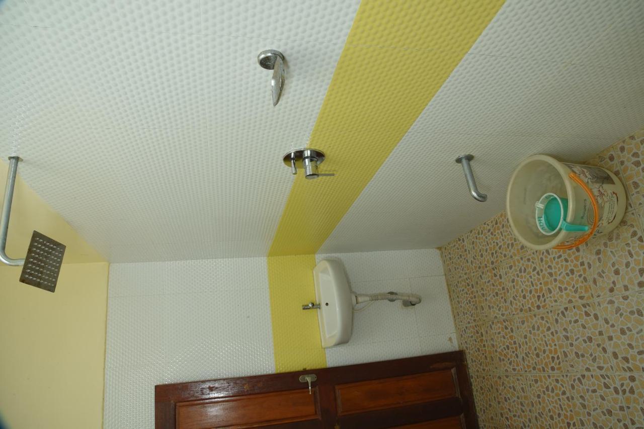 Thiruchendur Stayz Vairavel Residency Tiruchchendūr Exterior foto